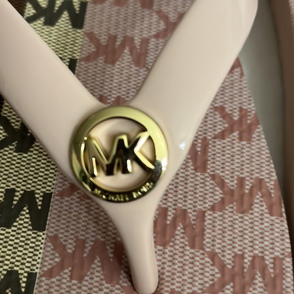 Michael Kors - MK Flip Flop PVC •• Blossom MLT - Picture 3 of 9